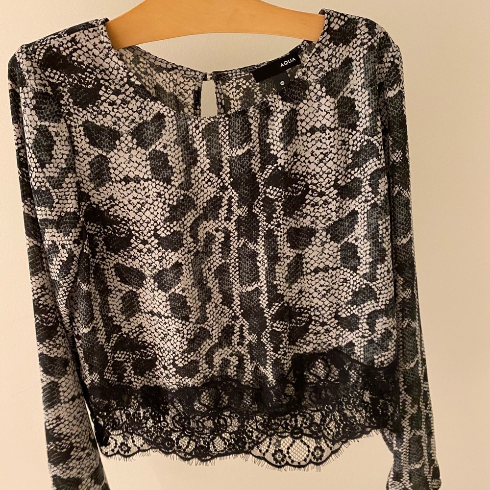 long sleeve snake skin shirt